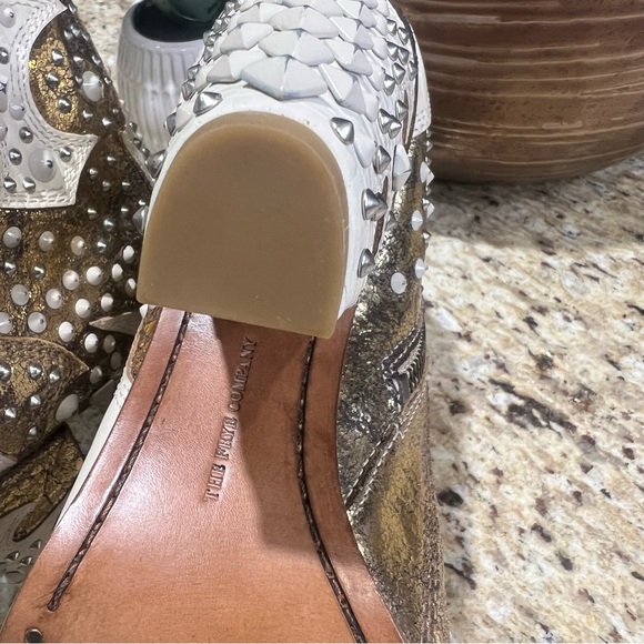 Frye White Leather Remy Studded & Beaded Gold Silver Block Heel Ankle Boots 9.5M - Picture 13 of 16